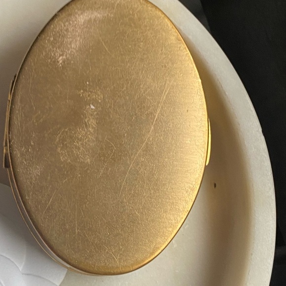 Mother of Pearl antique powder box WITH original powder inside - Picture 12 of 13